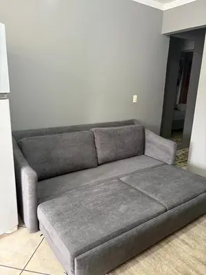 Uma área de estar em Casa em itapema fácil acesso e bem localizada