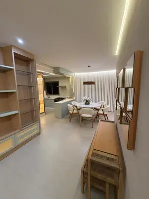 A cozinha ou kitchenette de Apartamento em Meia Praia, 3 Suites, Completo