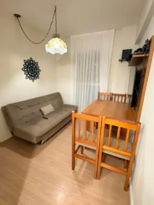 A planta de BC Seasonal Apartment