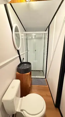 Uma casa de banho em Cabana no Morro do Macaco