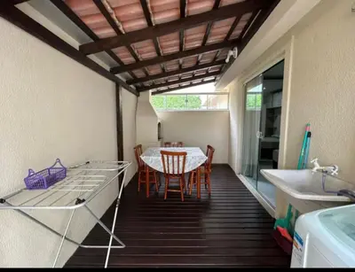 Uma varanda ou terraço em Apartamento térreo Canto Grande