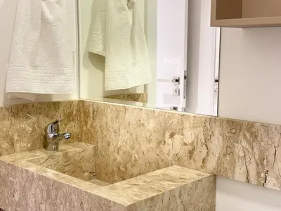 Uma casa de banho em Vista Mar, Apto Novo c/ Garagem e Churrasqueira