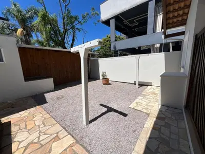 A planta de Casa da Mata - Casa grande com piscina em Mariscal