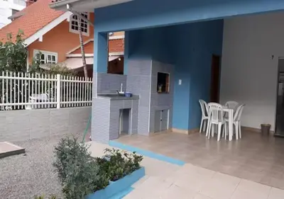 Uma varanda ou terraço em Casa em Palmas - 2 Min da Praia - Ideal para Família