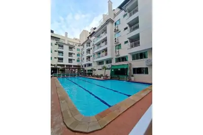 A piscina em ou perto de Bombinhas summer bech