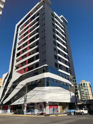 O edifício onde o apartamento está situado