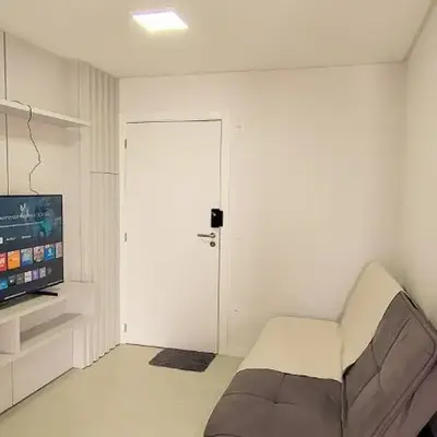 Apto 1 suite e 1 quarto