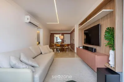 Uma televisão e/ou sistema de entretenimento em Conforto e Praticidade a 350 m do mar em Balneário Camboriú - RLPs