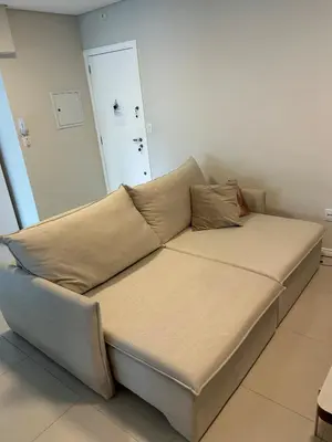 Uma área de estar em Barbecue, AC living room and bedroom 400 meters from the sea