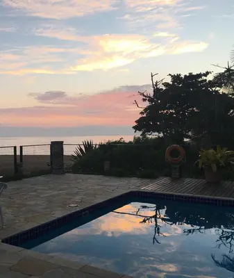 A piscina em ou perto de O Costão do Sol