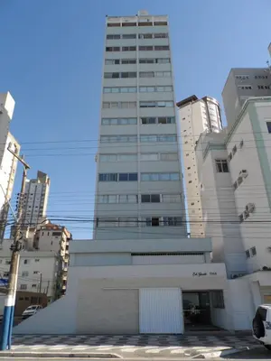 A planta de Apartamento Beira-Mar
