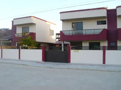 O edifício onde a casa de férias está situado