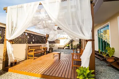 Um pátio ou outra área exterior em Hospedagem Morada Nativa Praia Bombas