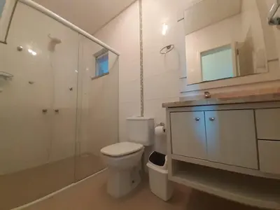 Uma casa de banho em Apartamento Terra Nova Mariscal