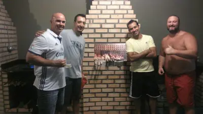Os clientes hospedados em Vila Alegria