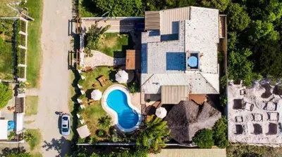 A piscina em ou perto de 5 quartos piscina e espaço Gourmet (casasmariscal)