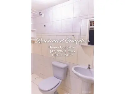 Uma casa de banho em Residencial Gonçalves I