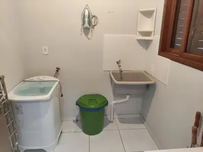 A planta de BRUNO KLEMTZ RUA 274 CaSA COM PISCINA PRIVATIVA
