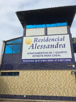 Um certificado, prémio, placa ou documento mostrado em Pousada Alessandra