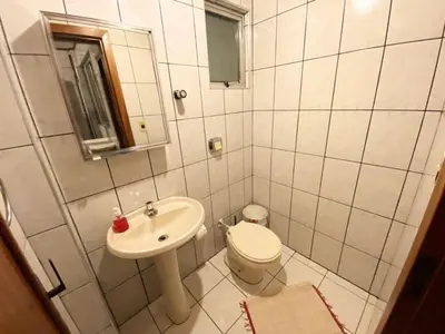 Uma casa de banho em Apartamento - Pé na Areia