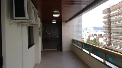 A planta de Apartamento Meia Praia