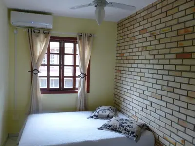 A planta de Apartamento 12 - Bombinhas - 200 metros da praia