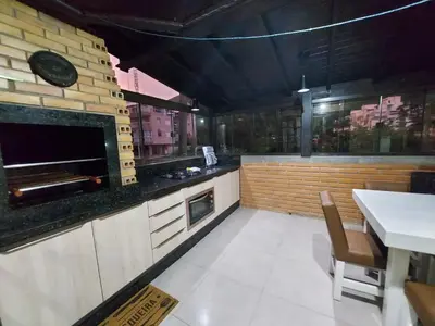 A planta de Apartamento 12 - Bombinhas - 200 metros da praia