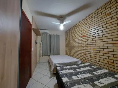 A planta de Apartamento 12 - Bombinhas - 200 metros da praia