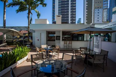 O edifício onde o hotel está situado