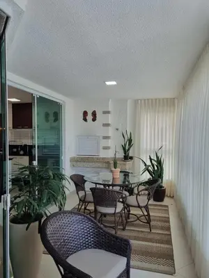 Uma área de estar em Aconchego na praia