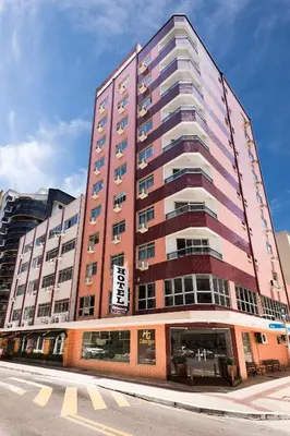 O edifício onde o hotel está situado