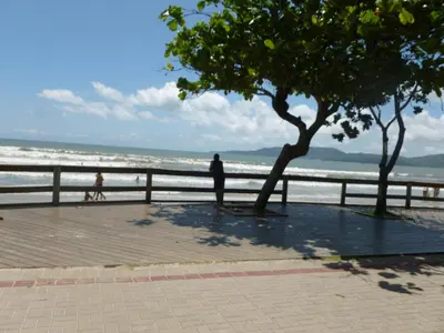 A planta de Apartamento Cobertura - 140 metros da praia