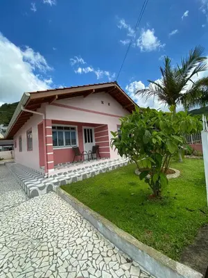 O edifício onde a casa de férias está situado