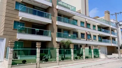 O edifício onde o apartamento está situado