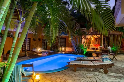 A piscina em ou perto de Pousada Dom Capudi