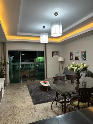 Uma área de estar em 4 ILHAS, 2 SUITES, 2 GARAGENS