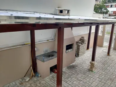 A planta de Valentini, 30 mt do mar em Itapema