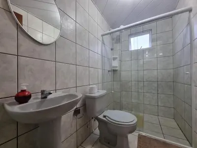 Uma casa de banho em Resid. Estrela do Mar III