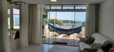 A planta de CASA COM PISCINA e VISTA PARA O MAR - Porto Belo-SC Bombinhas-SC