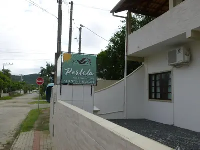A planta de Apartamentos Bombinhas - 140 metros da Praia