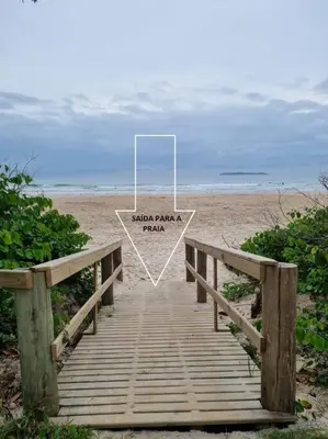 A planta de Casa a poucos passos da praia - cod 113