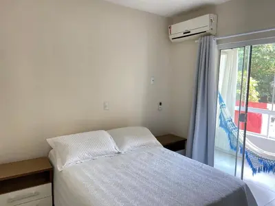 Uma cama ou camas num quarto em Res. Solar das Bromélias