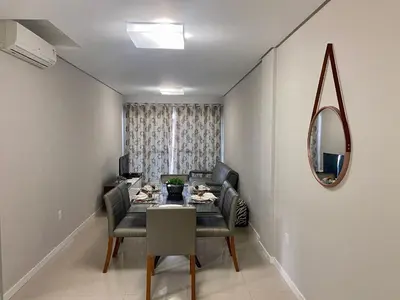 Uma área de estar em Residencial Amanda