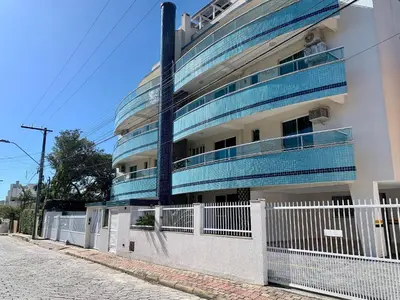 O edifício onde o apartamento está situado