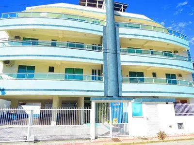 O edifício onde o apartamento está situado