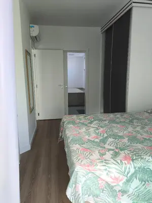 A planta de APARTAMENTO AMPLO - 3 SUÍTES - VISTA DESLUMBRANTE para O MAR NO CENTRO DE ITAPEMA, SC