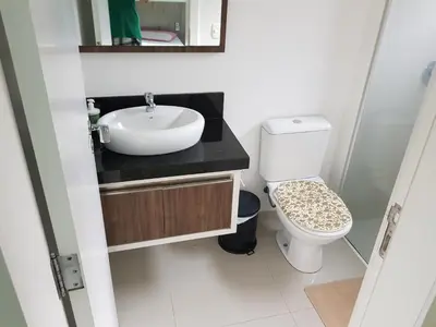 A planta de APARTAMENTO AMPLO - 3 SUÍTES - VISTA DESLUMBRANTE para O MAR NO CENTRO DE ITAPEMA, SC