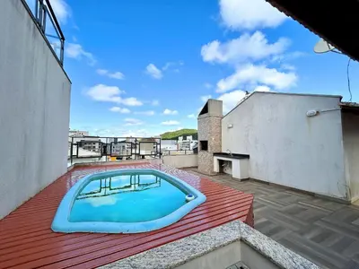 A piscina em ou perto de Ed Las Condes - Bombinhas