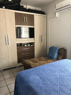 A cozinha ou kitchenette de Lindo apartamento super completo em Meia Praia, 100 metros do mar e 10 quadras do centro