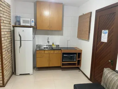 A cozinha ou kitchenette de Bombinhas Quinta do Mar Complexo A